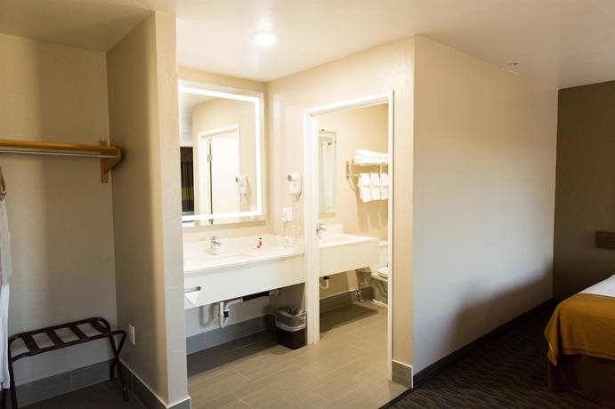 Imagen de la habitación del Hotel Super 8 By Wyndham Wickenburg Az. Foto 15