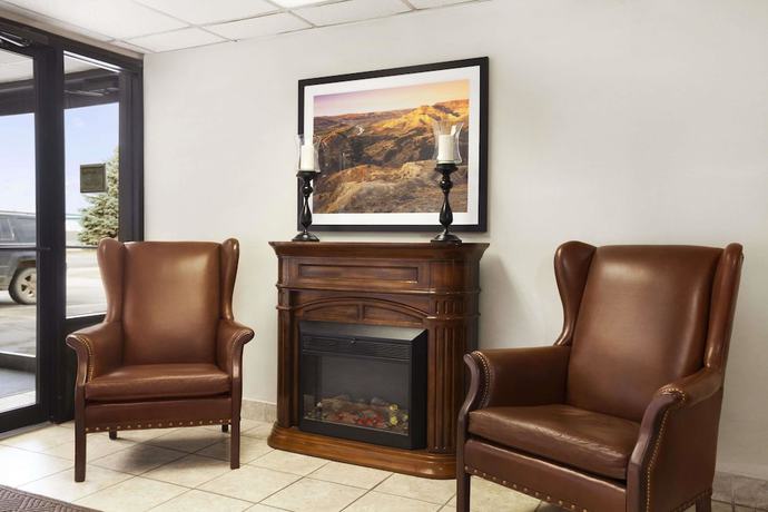 Imagen de los interiores del Hotel Super 8 By Wyndham Williston Nd. Foto 13