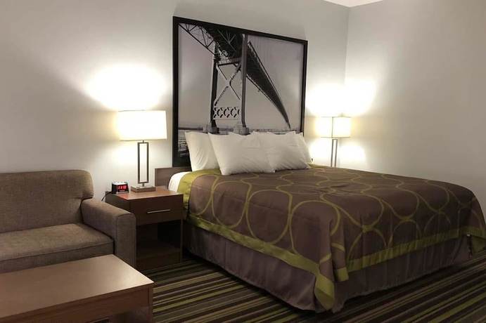 Imagen de la habitación del Hotel Super 8 By Wyndham Windsor/dougall. Foto 23