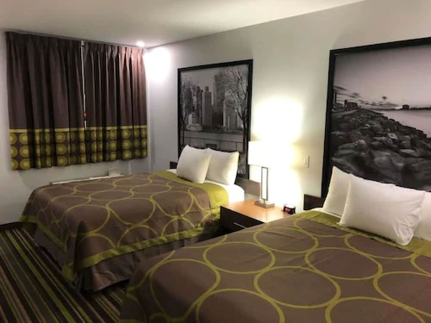 Imagen de la habitación del Hotel Super 8 By Wyndham Windsor/dougall. Foto 26