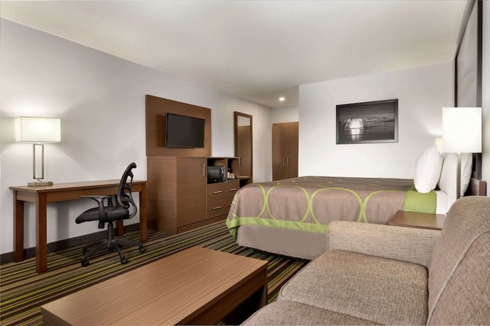 Imagen de la habitación del Hotel Super 8 By Wyndham Windsor/dougall. Foto 28