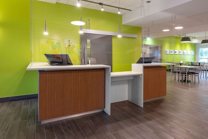 Imagen de los interiores del Hotel Super 8 By Wyndham Winnipeg East Mb. Foto 18