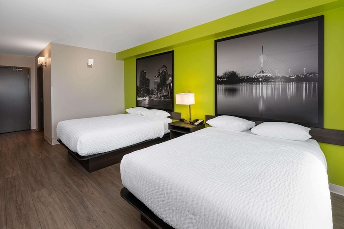 Imagen de la habitación del Hotel Super 8 By Wyndham Winnipeg East Mb. Foto 17