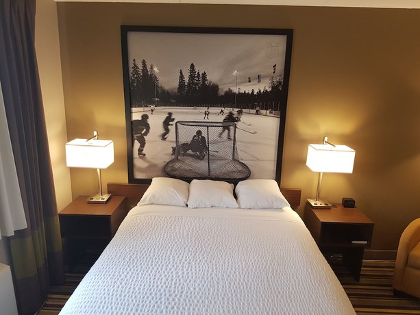 Imagen de la habitación del Hotel Super 8 By Wyndham Winnipeg West. Foto 11