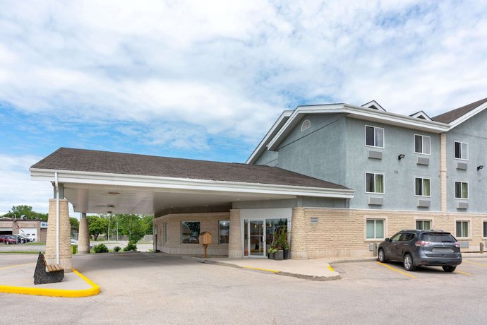Imagen general del Hotel Super 8 By Wyndham Winnipeg West. Foto 1