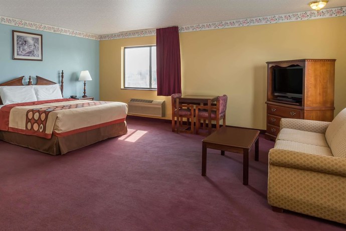 Imagen de la habitación del Hotel Super 8 By Wyndham Woodstock. Foto 2