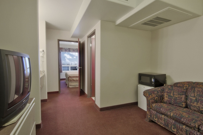 Imagen de la habitación del Hotel Super 8 By Wyndham Yellowknife. Foto 4