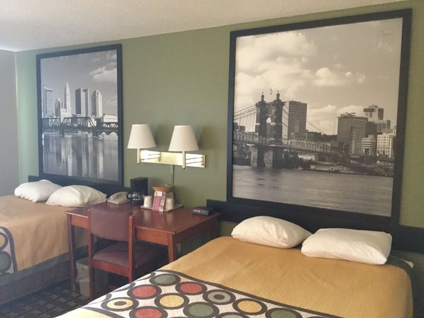 Imagen de la habitación del Hotel Super 8 By Wyndham Youngstown/austintown. Foto 7