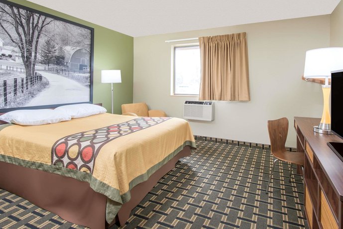 Imagen de la habitación del Hotel Super 8 By Wyndham Youngstown/austintown. Foto 8