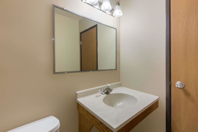 Imagen de la habitación del Hotel Super 8 By Wyndham Youngstown/austintown. Foto 16