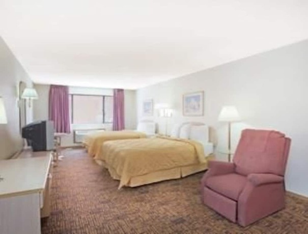 Imagen de la habitación del Hotel Super 8 By Wyndham Yuma. Foto 3