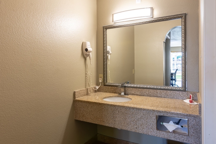 Imagen de la habitación del Hotel Super 8 Dallas East Near Fair Park Downtown. Foto 14