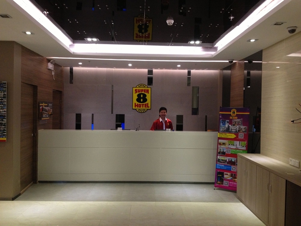 Imagen de los interiores del Hotel Super 8 Guangdong University Of Foreign Studies. Foto 5