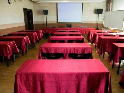Imagen general del Hotel Super 8 Hotel Beijing Headquarters Branch One. Foto 11