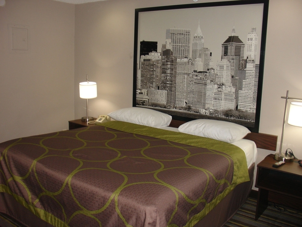 Imagen de la habitación del Hotel Super 8 Jamaica North Conduit. Foto 9