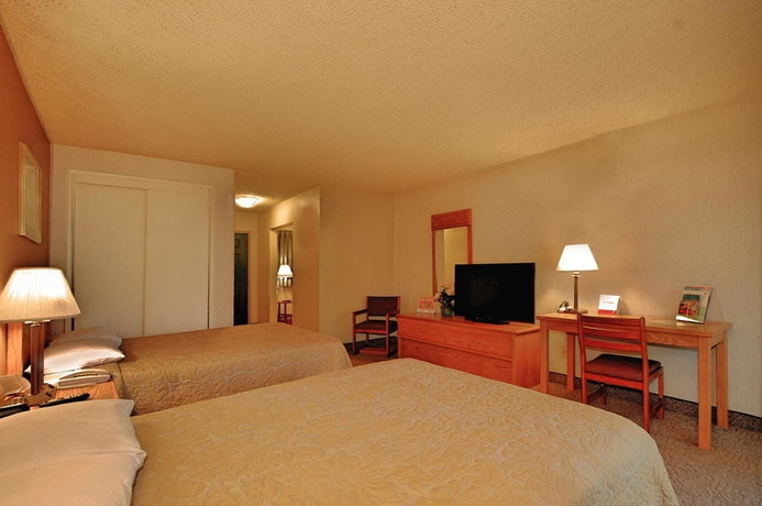 Imagen de la habitación del Hotel Super 8 Long Beach. Foto 13