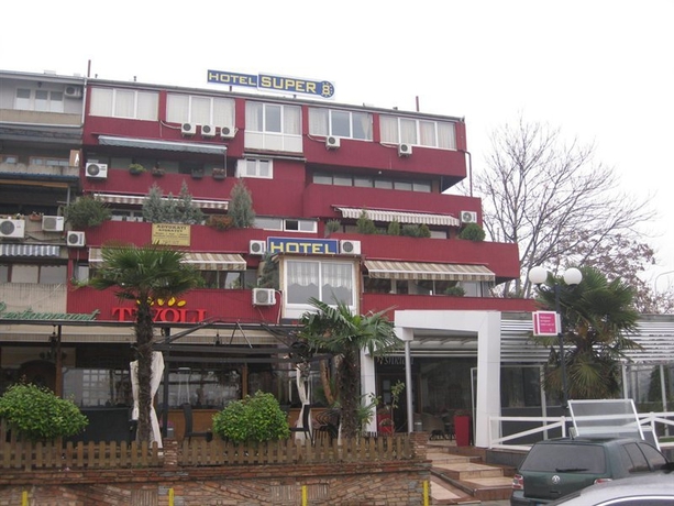 Imagen general del Hotel Super 8, SKOPJE. Foto 4