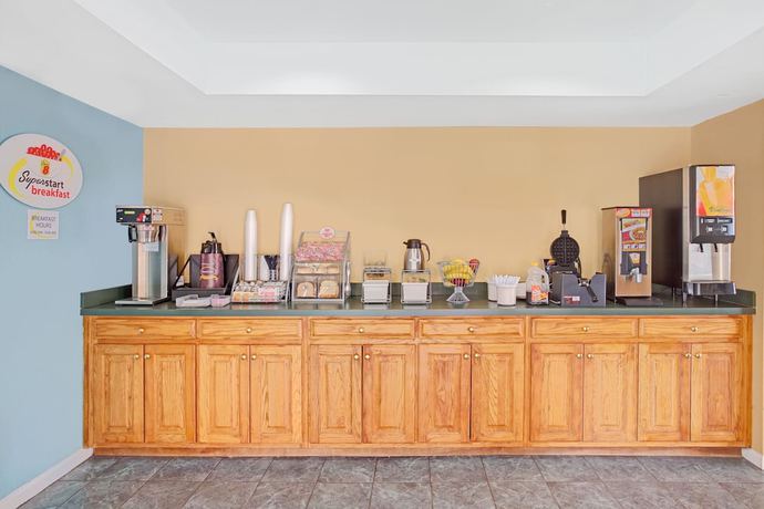 Imagen del bar/restaurante del Hotel Super 8 by Wyndham Acworth/Atlanta Area. Foto 4