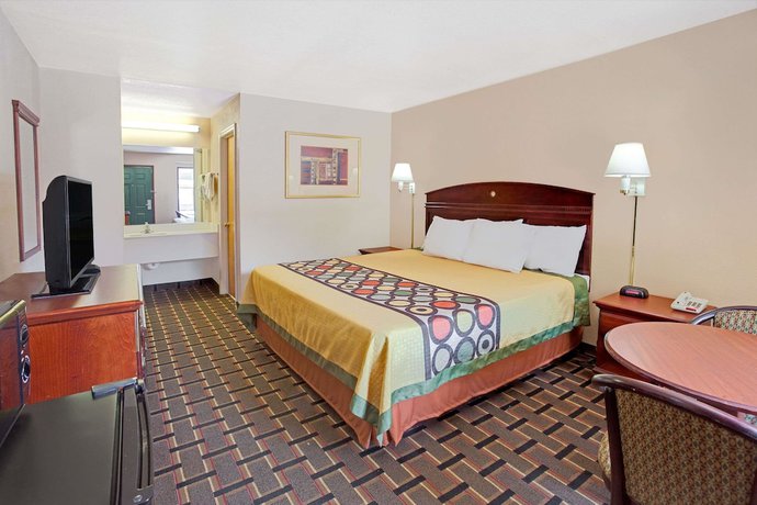 Imagen de la habitación del Hotel Super 8 by Wyndham Acworth/Atlanta Area. Foto 10