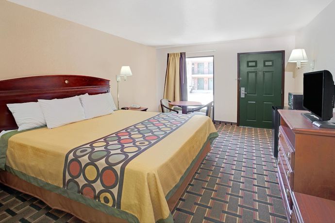 Imagen de la habitación del Hotel Super 8 by Wyndham Acworth/Atlanta Area. Foto 12