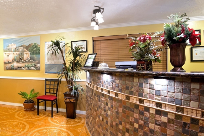 Imagen de los interiores del Hotel Super 8 by Wyndham Alamogordo/White Sands. Foto 14