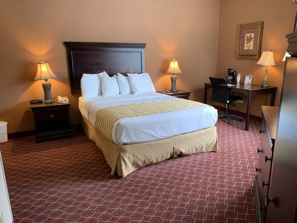 Imagen de la habitación del Hotel Super 8 by Wyndham Albany, Colonie. Foto 7
