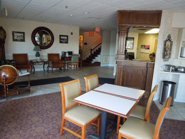 Imagen de los interiores del Hotel Super 8 by Wyndham Albany, Colonie. Foto 20