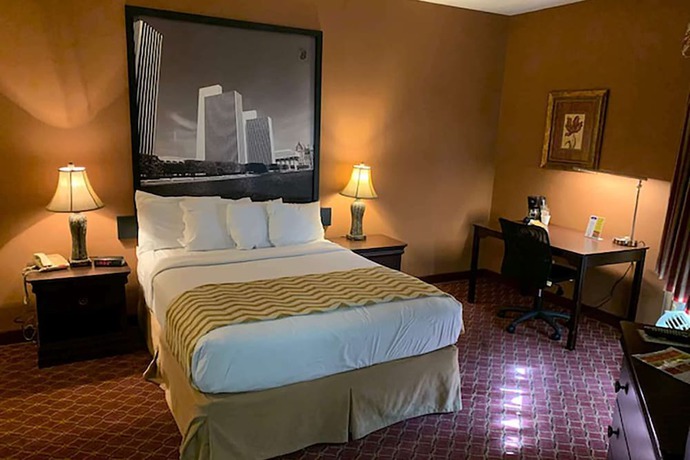 Imagen de la habitación del Hotel Super 8 by Wyndham Albany, Colonie. Foto 12