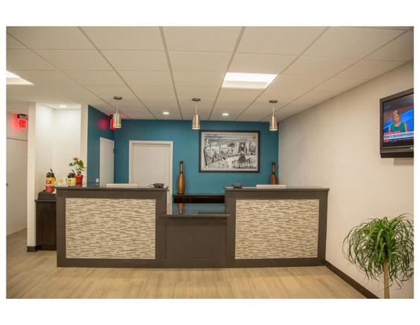 Imagen de los interiores del Hotel Super 8 by Wyndham Alexandria/Washington D.C. Area. Foto 6