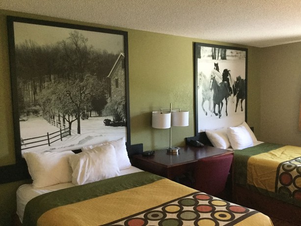 Imagen de la habitación del Hotel Super 8 by Wyndham Amsterdam. Foto 17