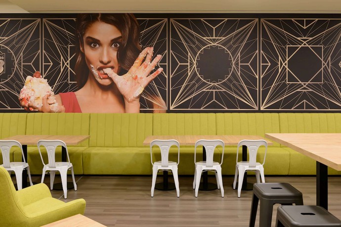 Imagen del bar/restaurante del Hotel Super 8 by Wyndham Augsburg. Foto 2