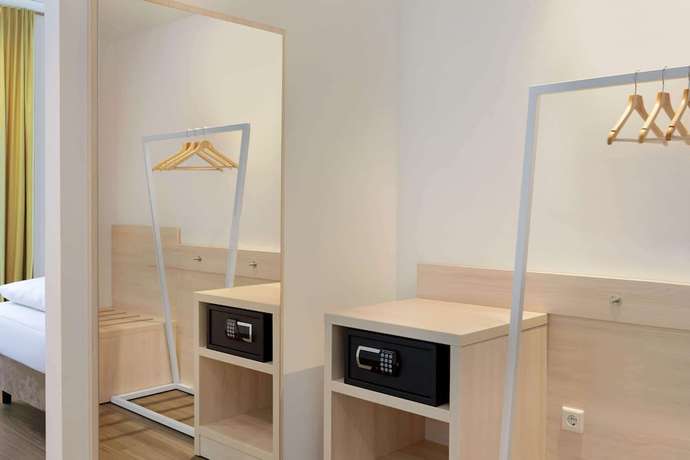 Imagen de la habitación del Hotel Super 8 by Wyndham Augsburg. Foto 12