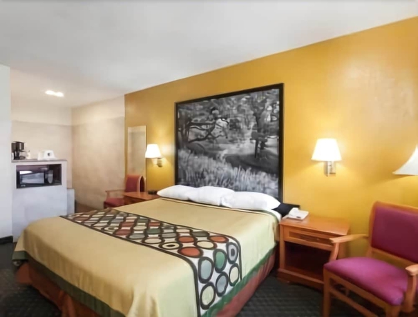 Imagen de la habitación del Hotel Super 8 by Wyndham Bakersfield South CA. Foto 5