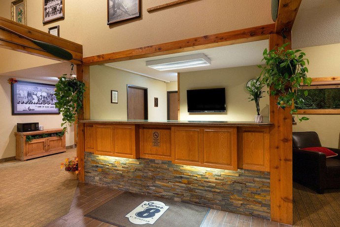 Imagen de los interiores del Hotel Super 8 by Wyndham Bemidji MN. Foto 19