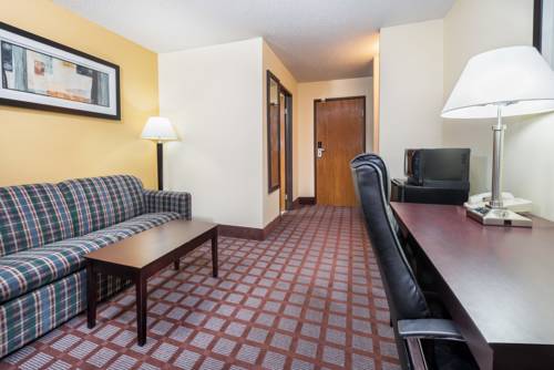 Imagen de la habitación del Hotel Super 8 by Wyndham Bloomington University Area. Foto 3