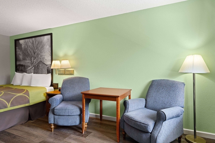 Imagen de la habitación del Hotel Super 8 by Wyndham Branson / Shepherd of the Hills Exwy. Foto 5