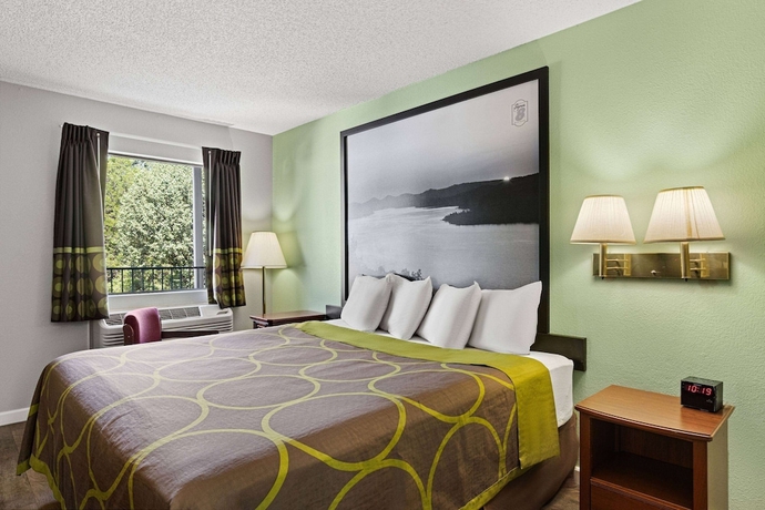 Imagen de la habitación del Hotel Super 8 by Wyndham Branson / Shepherd of the Hills Exwy. Foto 6