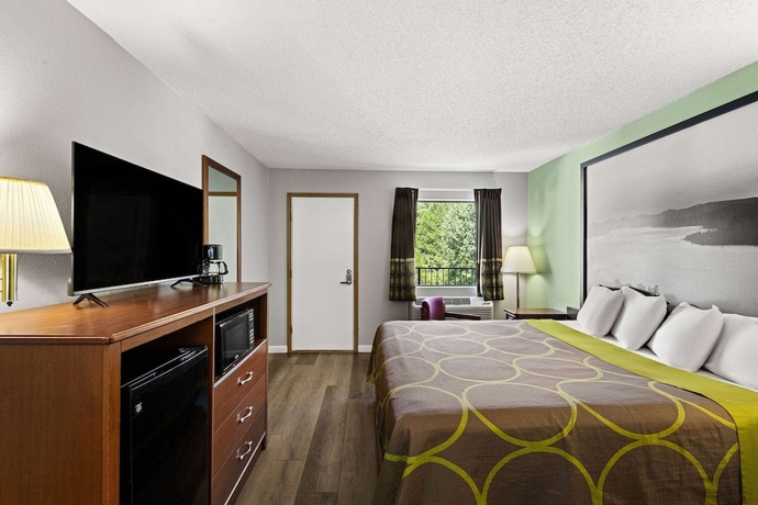 Imagen de la habitación del Hotel Super 8 by Wyndham Branson / Shepherd of the Hills Exwy. Foto 7