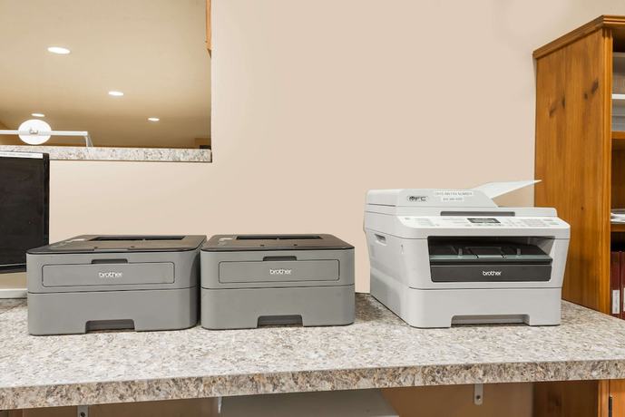 Imagen de los interiores del Hotel Super 8 by Wyndham Bridgeport/Clarksburg Area. Foto 15