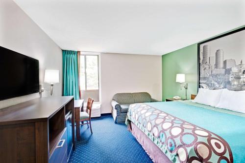 Imagen de la habitación del Hotel Super 8 by Wyndham Brockton. Foto 4