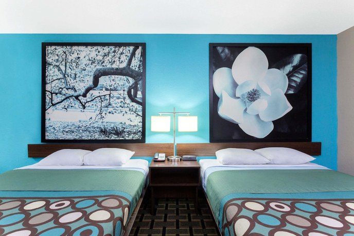 Imagen de la habitación del Hotel Super 8 by Wyndham Brunswick South/I-95. Foto 5