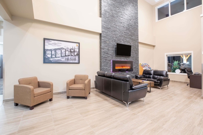 Imagen de los interiores del Hotel Super 8 by Wyndham Canmore. Foto 18