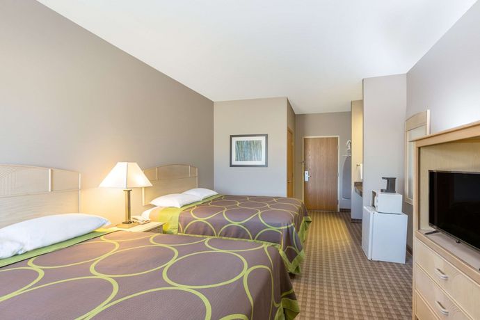 Imagen de la habitación del Hotel Super 8 by Wyndham Carroll/East. Foto 9