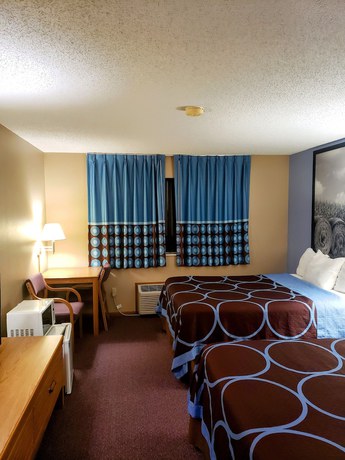 Imagen de la habitación del Hotel Super 8 by Wyndham Chariton. Foto 2