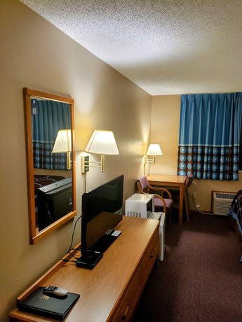 Imagen de la habitación del Hotel Super 8 by Wyndham Chariton. Foto 5