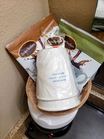 Imagen de la habitación del Hotel Super 8 by Wyndham Chariton. Foto 7