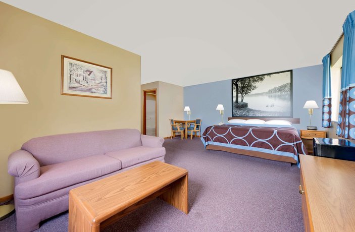 Imagen de la habitación del Hotel Super 8 by Wyndham Chariton. Foto 8