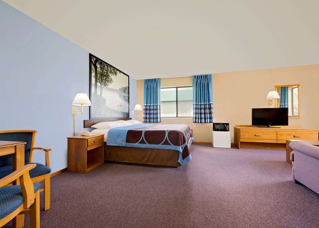 Imagen de la habitación del Hotel Super 8 by Wyndham Chariton. Foto 15