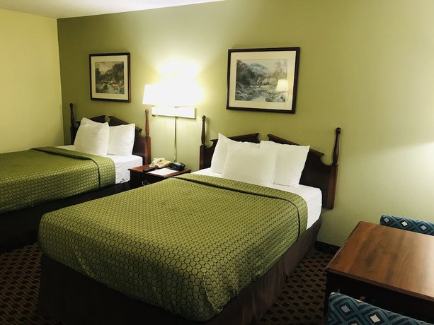 Imagen de la habitación del Hotel Super 8 by Wyndham Chattanooga East/Hamilton Place. Foto 6