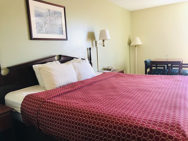 Imagen de la habitación del Hotel Super 8 by Wyndham Chattanooga East/Hamilton Place. Foto 19